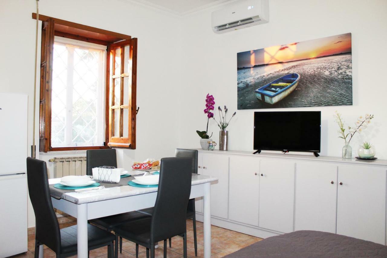 Alessio2 Apartment ฟิวมิชีโน ภายนอก รูปภาพ