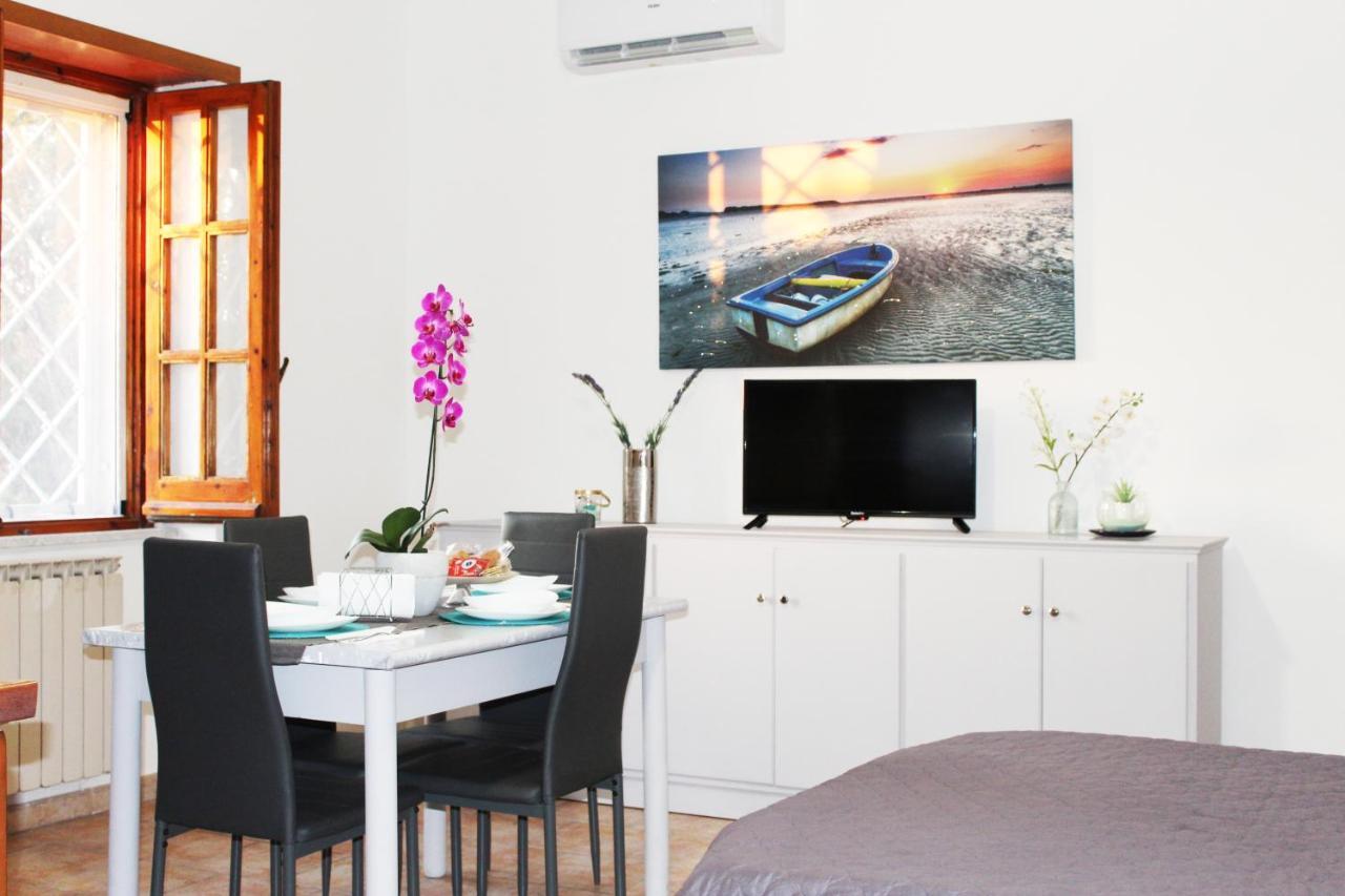 Alessio2 Apartment ฟิวมิชีโน ภายนอก รูปภาพ